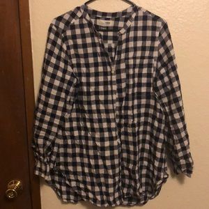 Old Navy plaid tunic. Size L.